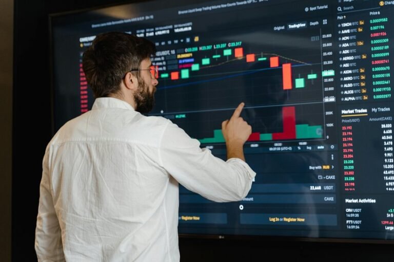 high growth stocks 2025